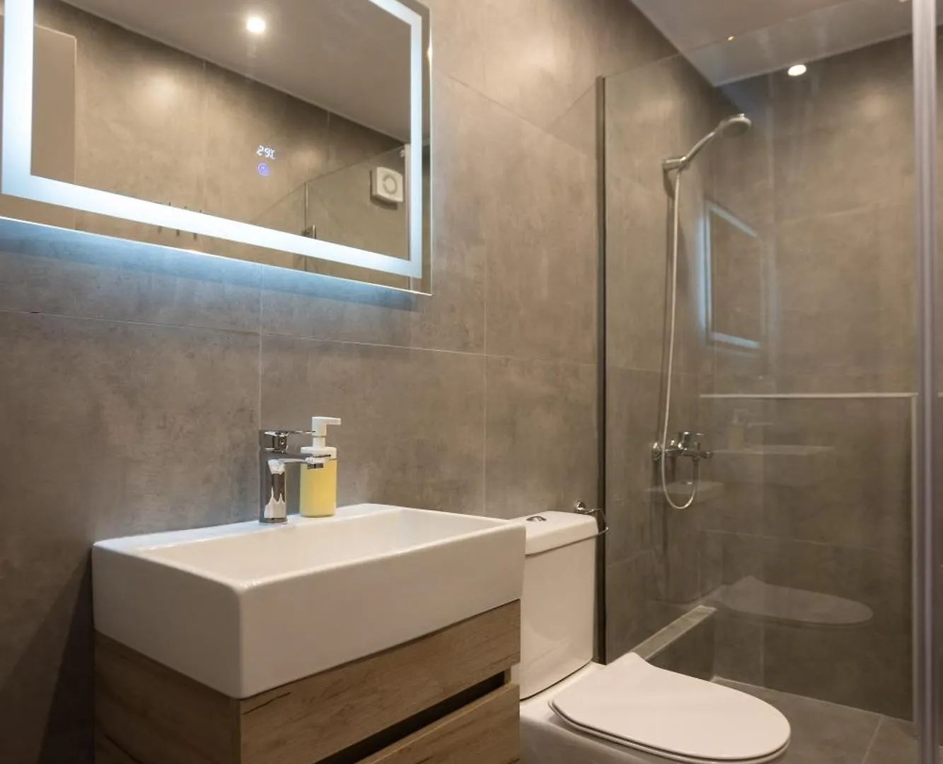 Alkazar Suites Thessaloniki Apartment