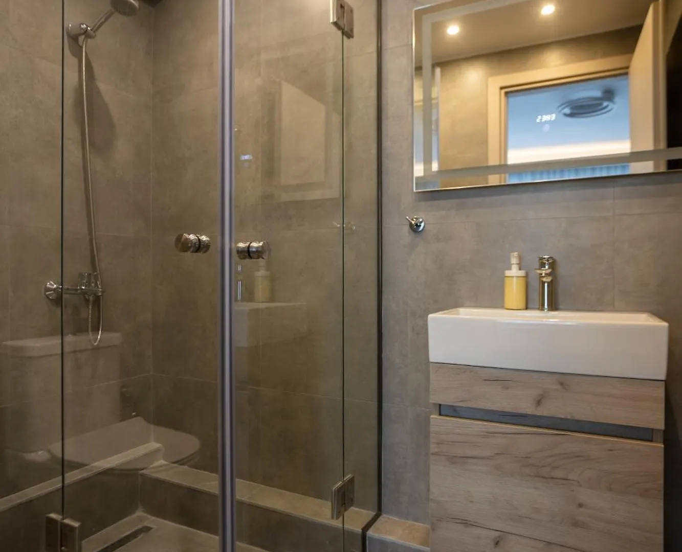 Alkazar Suites Thessaloniki Apartment